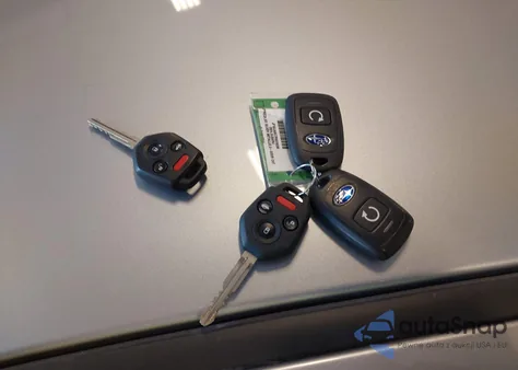 2024 Subaru Impreza Base 5-Door z USA, uszkodzony, nr VIN JF1GUABC7R8316239